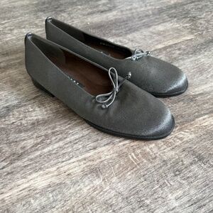 Y2K Retro Stuart Weitzman Silver Ballet Flat Satin Bow 7